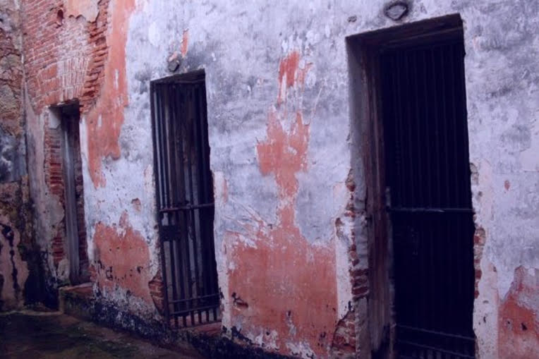 La Princesa Prison Tour — 2